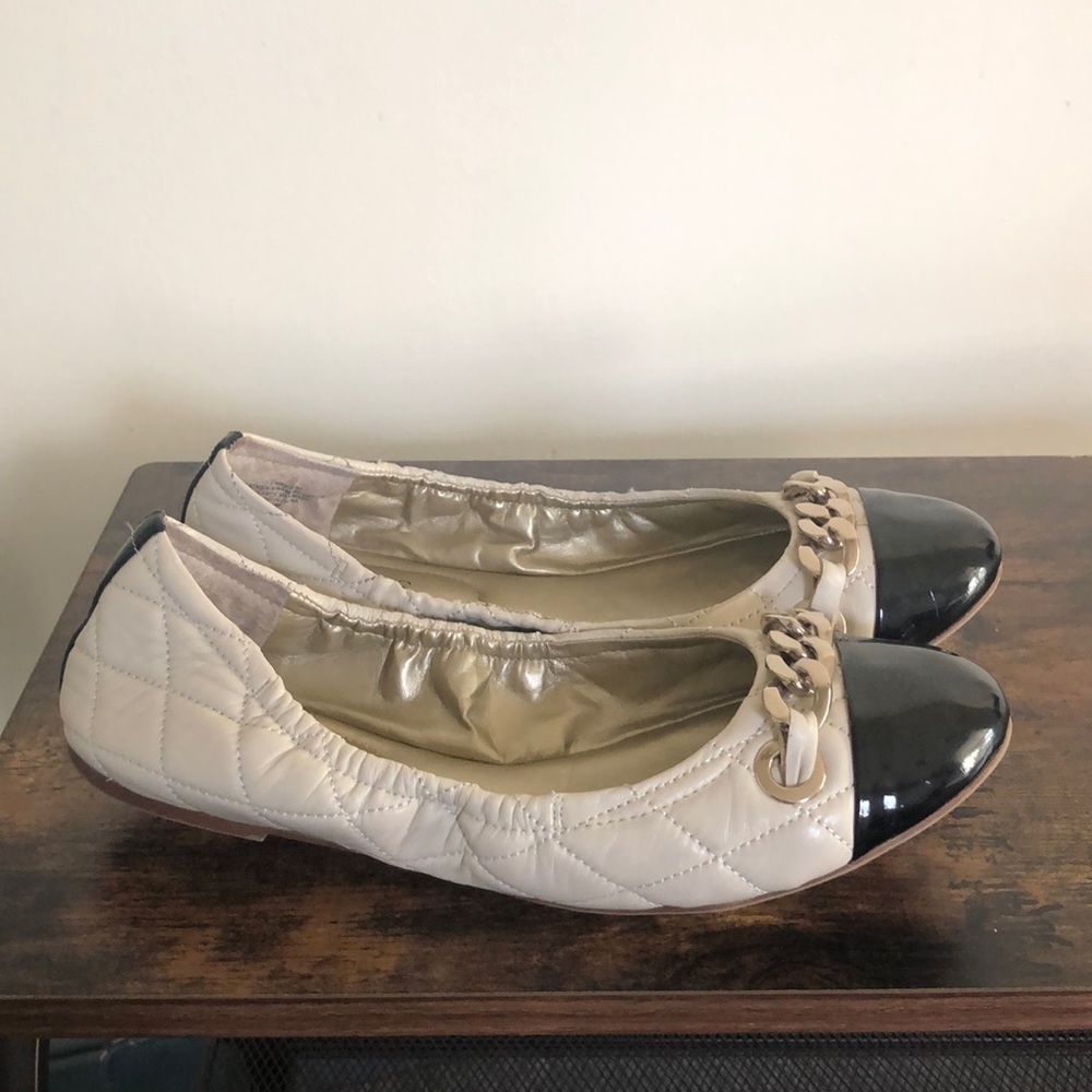 Guess quilted flats